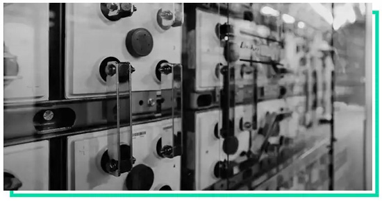 core dc3 - CoreSite LA1 Data Center